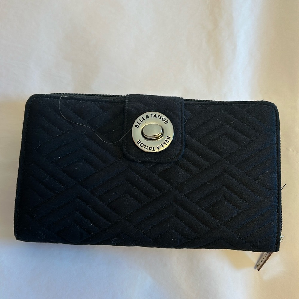 Bella Taylor Black Quilted Zip Wallet